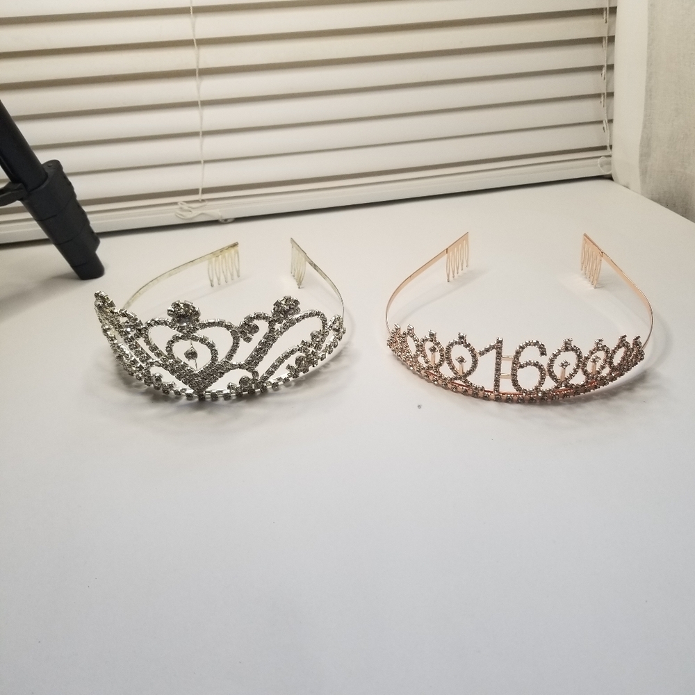 2 Metal And Rhinestone Ardene Tiaras.1 Silver In Color.1 Rose Gold. EUC